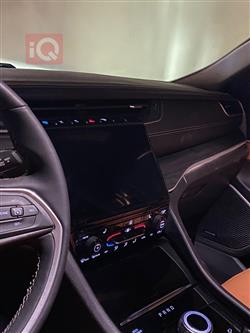 جیپ L گراند شیرۆکی